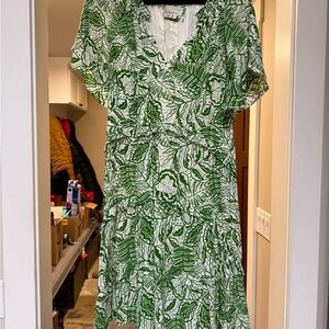 Anthropologie Green Leaf Pattern Midi Dress